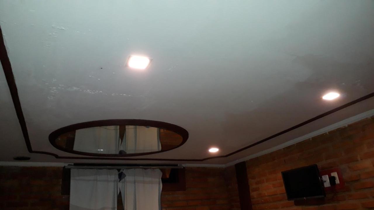 Planeta Sex Motel São João del Rei Buitenkant foto